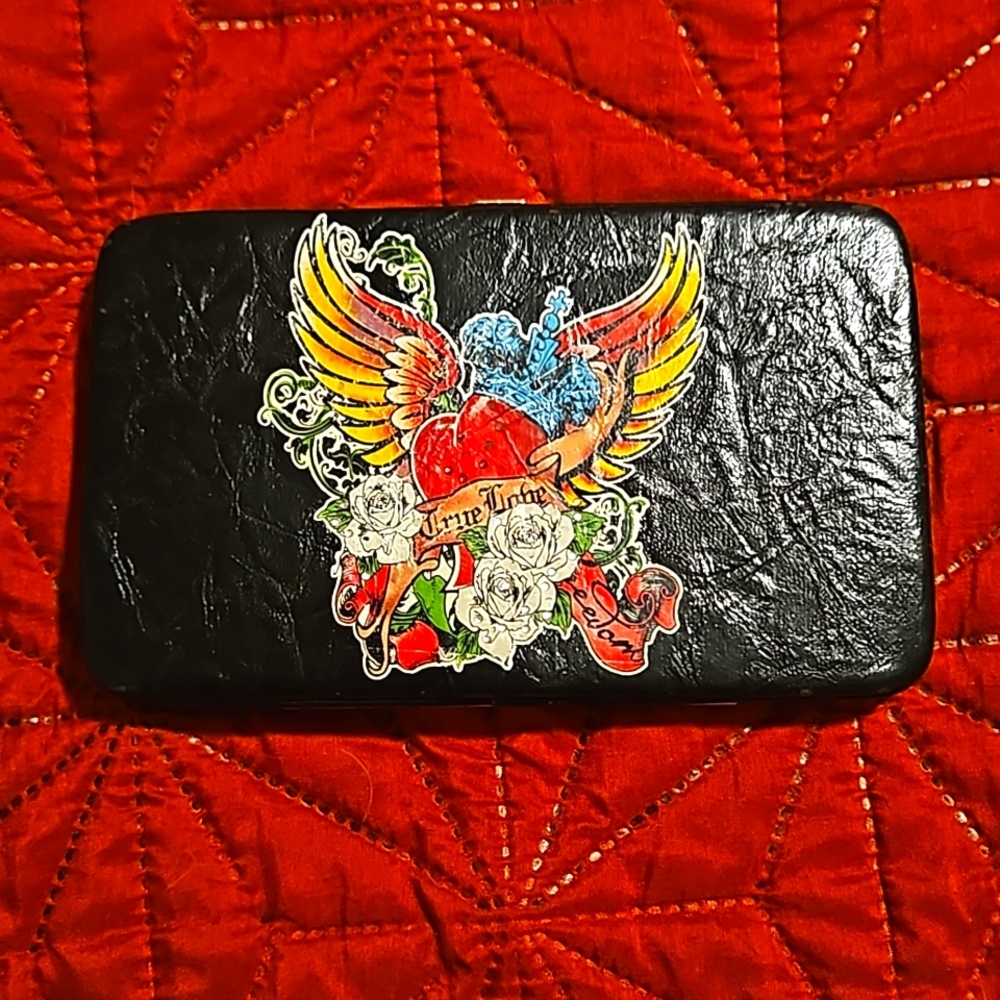 TRUE Love Clutch Vibrant